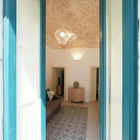 Domus Lapis - Con Terrazza Panoramica Ostuni