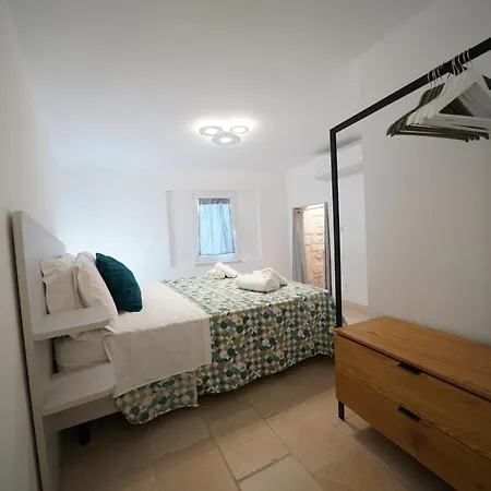 Domus Lapis - Con Terrazza Panoramica Prázdninový dům