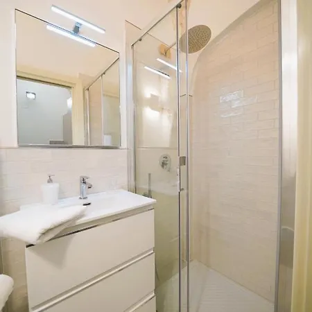 Domus Lapis - Con Terrazza Panoramica Prázdninový dům *