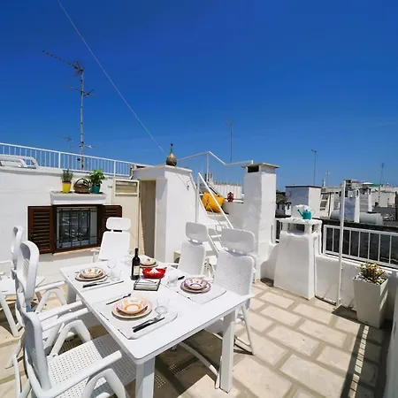 Vakantiehuis Domus Lapis - Con Terrazza Panoramica