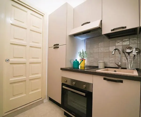 Vakantiehuis Domus Lapis - Con Terrazza Panoramica Ostuni