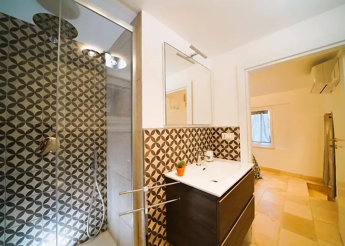 Vakantiehuis Domus Lapis - Con Terrazza Panoramica Ostuni