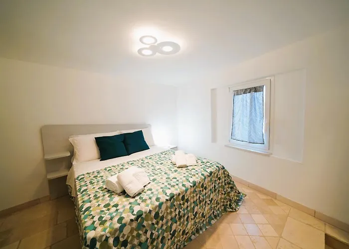 Vakantiehuis Domus Lapis - Con Terrazza Panoramica