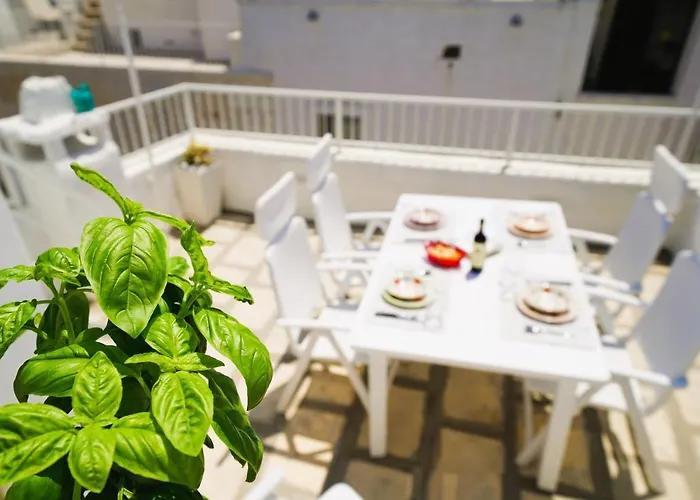 Domus Lapis - Con Terrazza Panoramica Vakantiehuis Ostuni