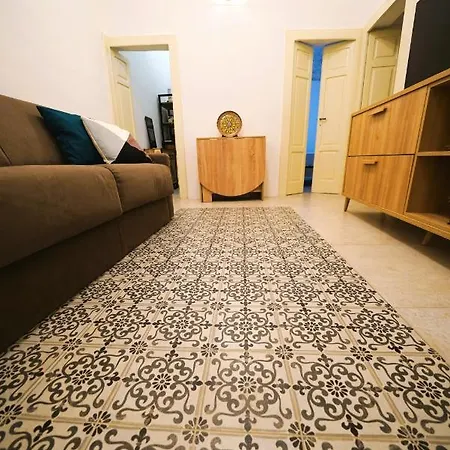 Domus Lapis - Con Terrazza Panoramica * Ostuni